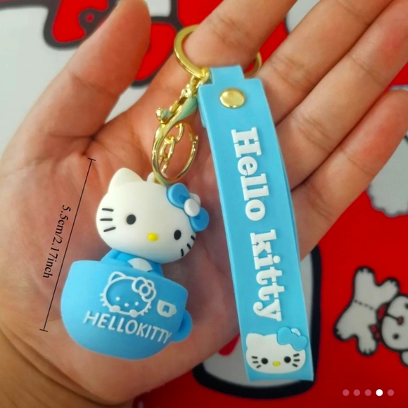 Hello Kitty Keychain - Picture 2 of 2